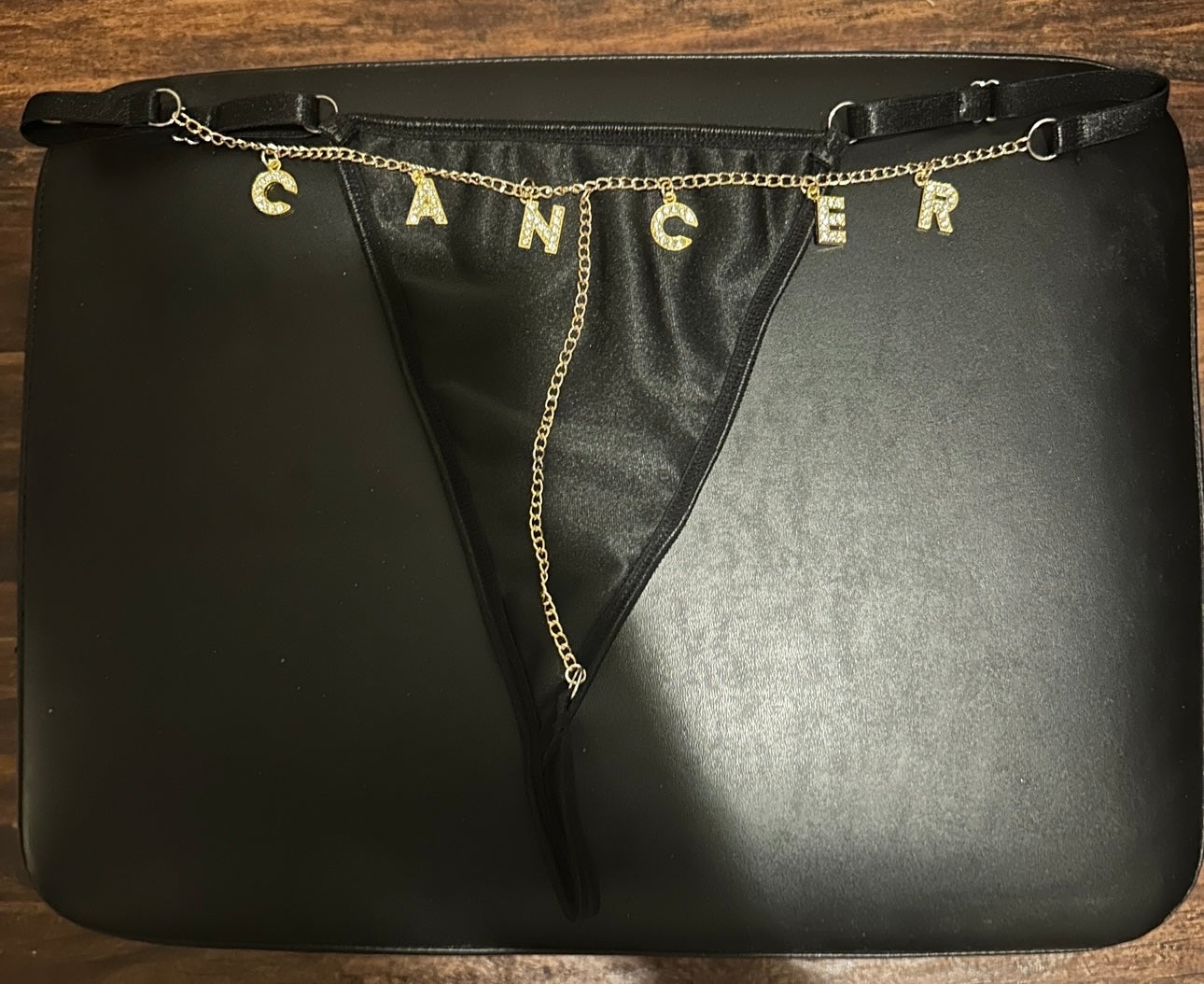 Cancer Bikini Thong Black/Gold